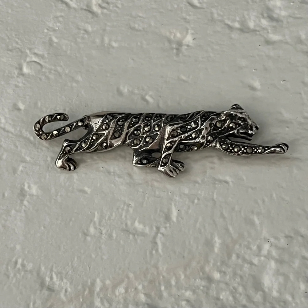 925 PANTHER LEOPARD EXQUISITE Marcasite Sterling Silver Signed Brooch Pin Gift - Picture 6 of 17